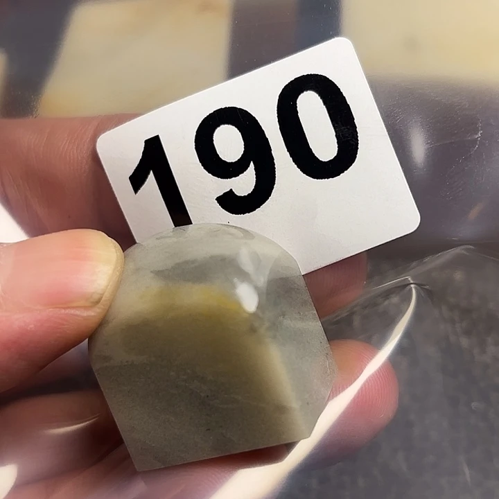 雲***房老挝石精美巴林石