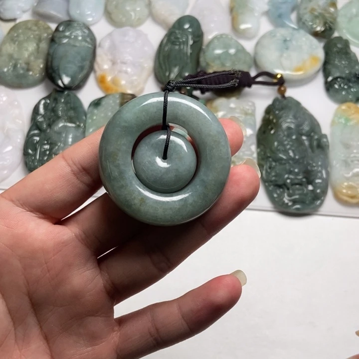 翡翠未镶嵌颈饰子母扣32