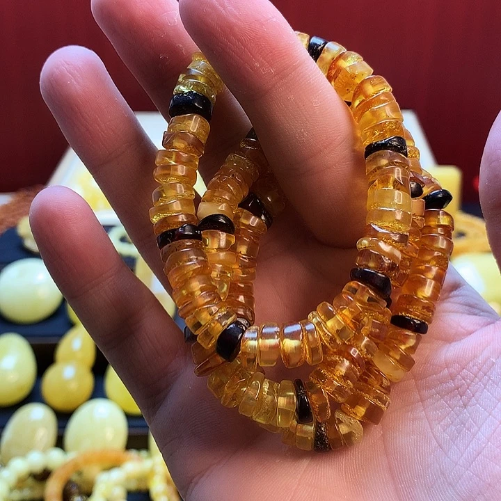 琥珀珠宝奇石未镶嵌多样性发其一