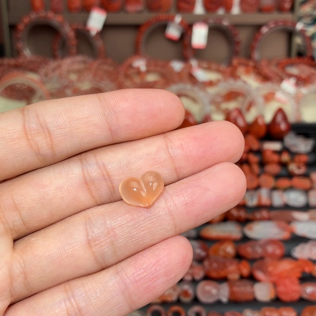 想***️南红玛瑙未镶嵌颈饰屁桃心1