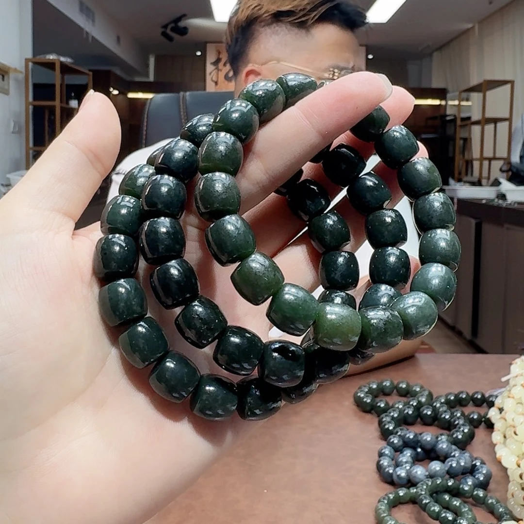 手串未镶嵌透闪石质玉12