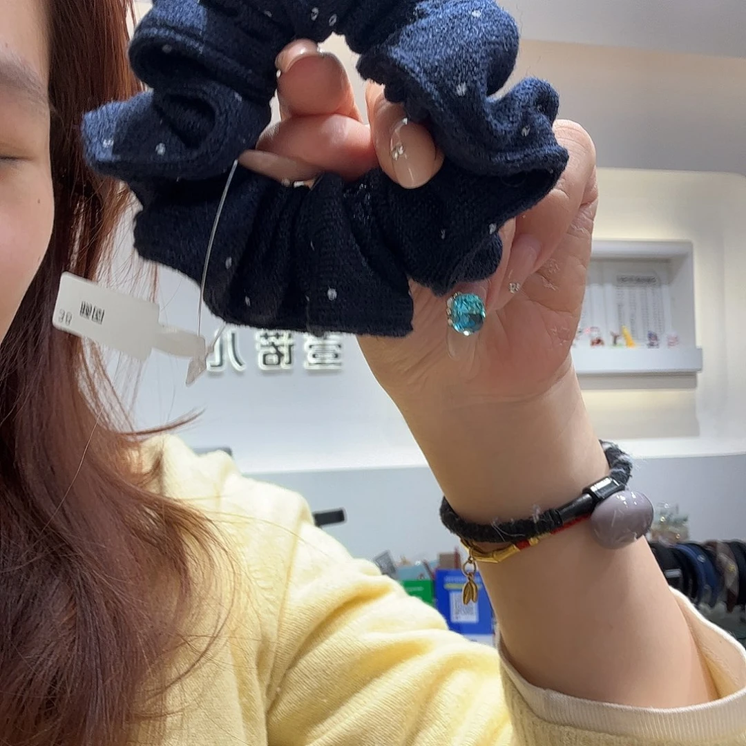 布艺非金属波点蓝色