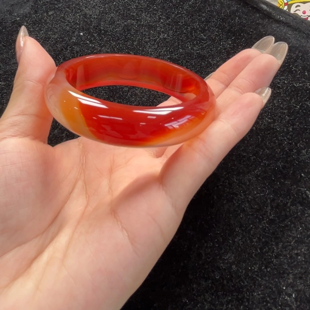 手镯玛瑙/玉髓未镶嵌