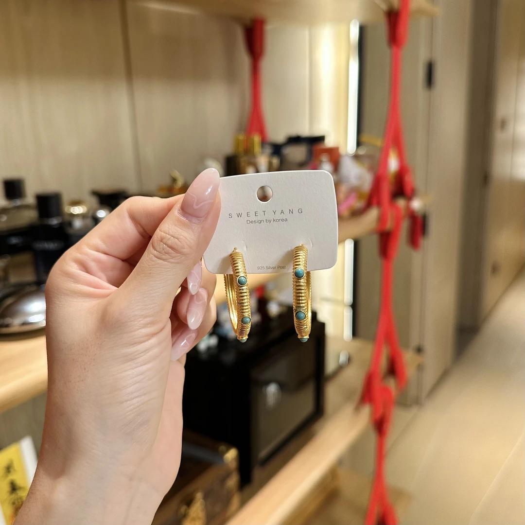 合金合成锆石耳饰 布家拉斯金耳圈-zyy379