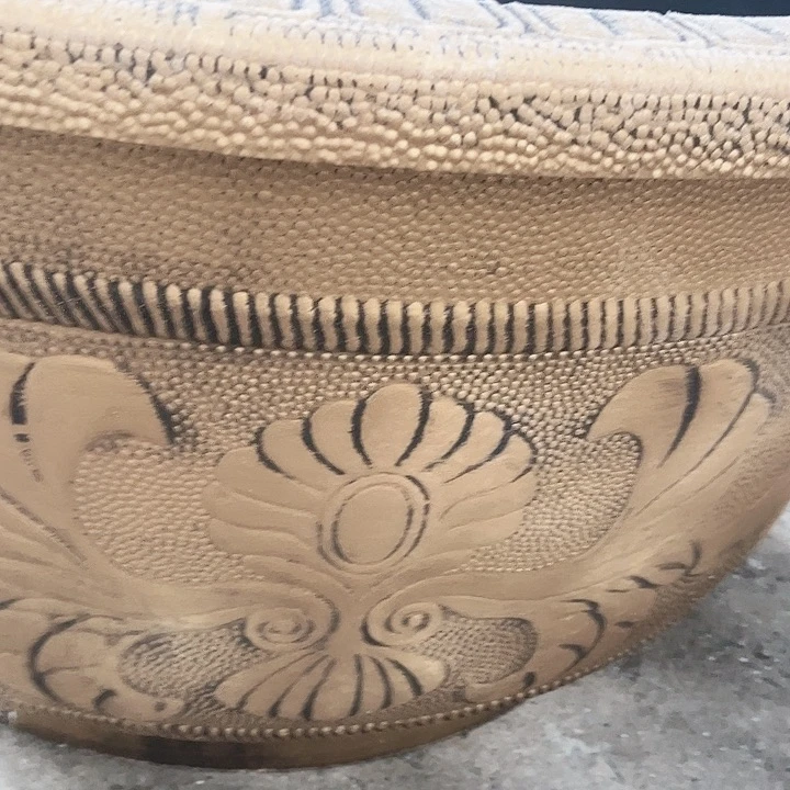 圆1米口径花盆一个