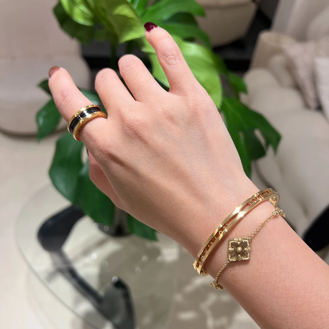 【MK3】时尚布布单花手围巾