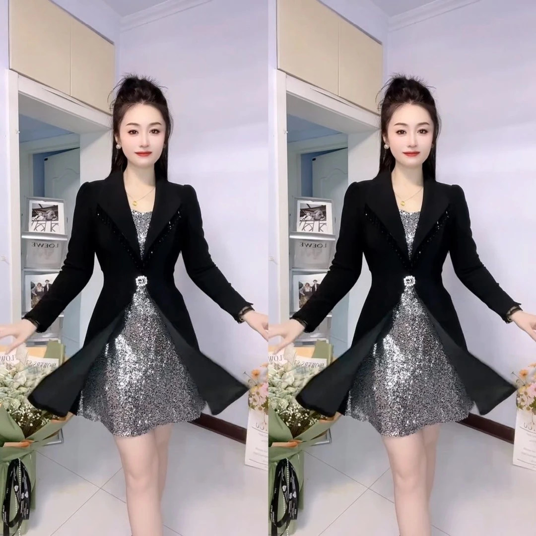 2025年春季新款假两件拼接连衣裙显瘦遮肉百搭时尚洋气长袖网红