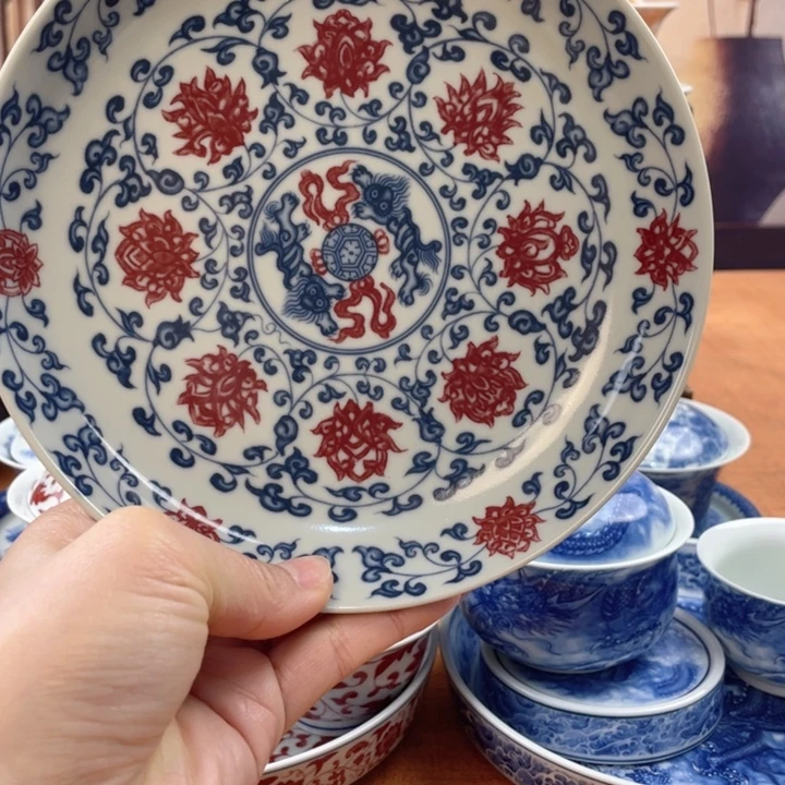 陶摆件釉里红缠枝莲壶承