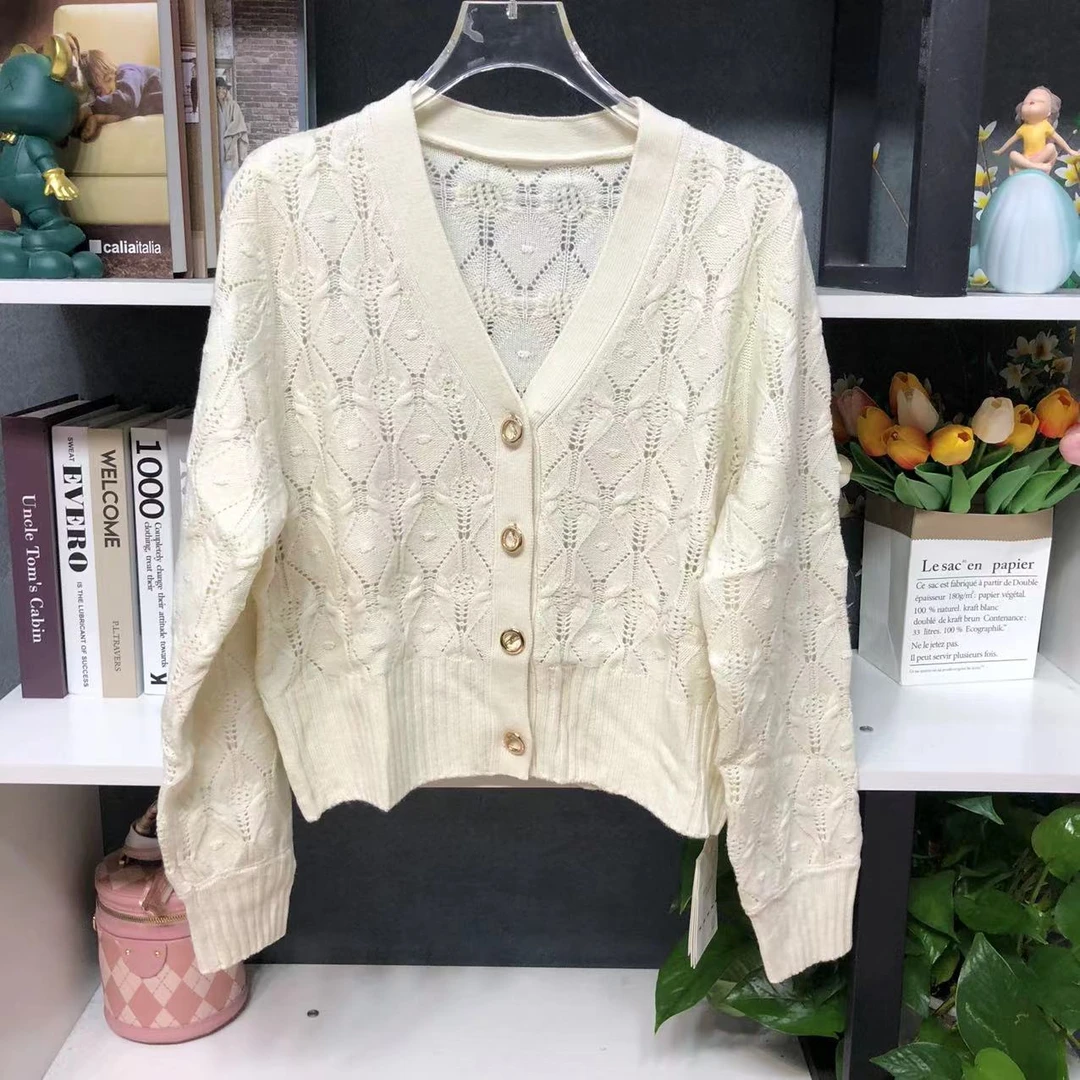 ML2251【品牌撤柜】时尚V领白色菱形镂空百搭款开衫