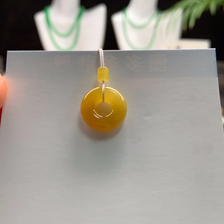 翡翠未镶嵌颈饰天然翡翠