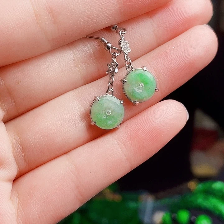 翡翠银S925镶嵌颈饰多样性