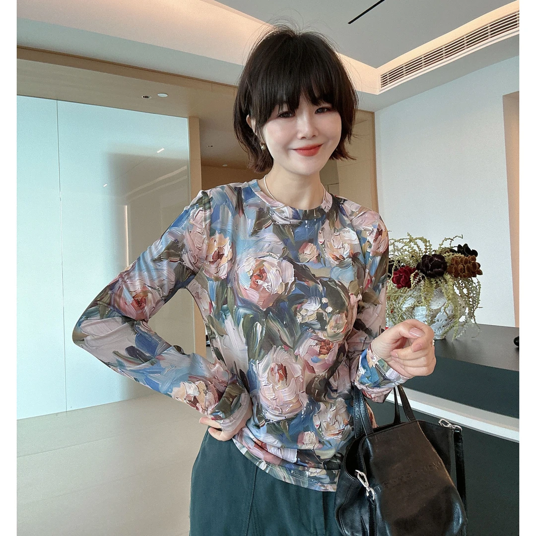 高级感时尚花朵圆领套头长袖T恤防嗮罩衫