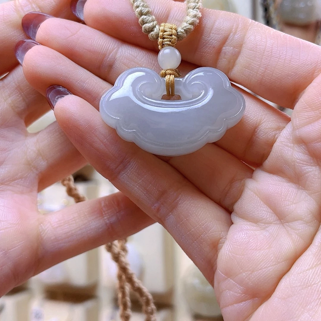 和田玉吊坠(赠链)未镶嵌麻*