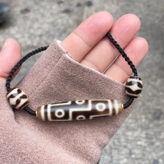 用***7玛瑙/玉髓（覆膜）未镶嵌颈饰