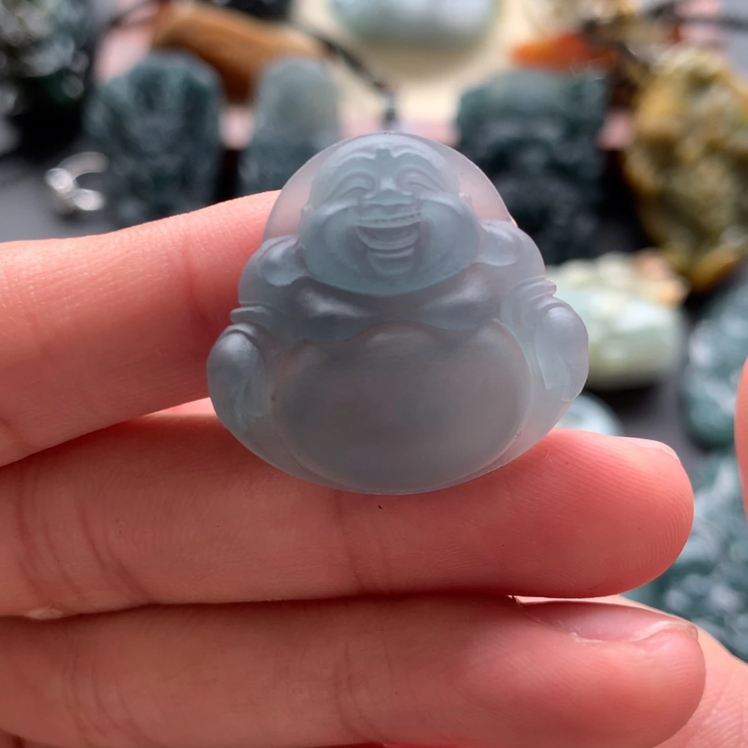 翡翠未镶嵌颈饰佛公