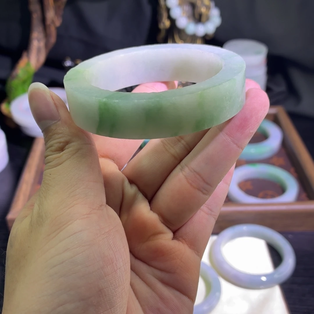 定制翡翠未镶嵌正圈