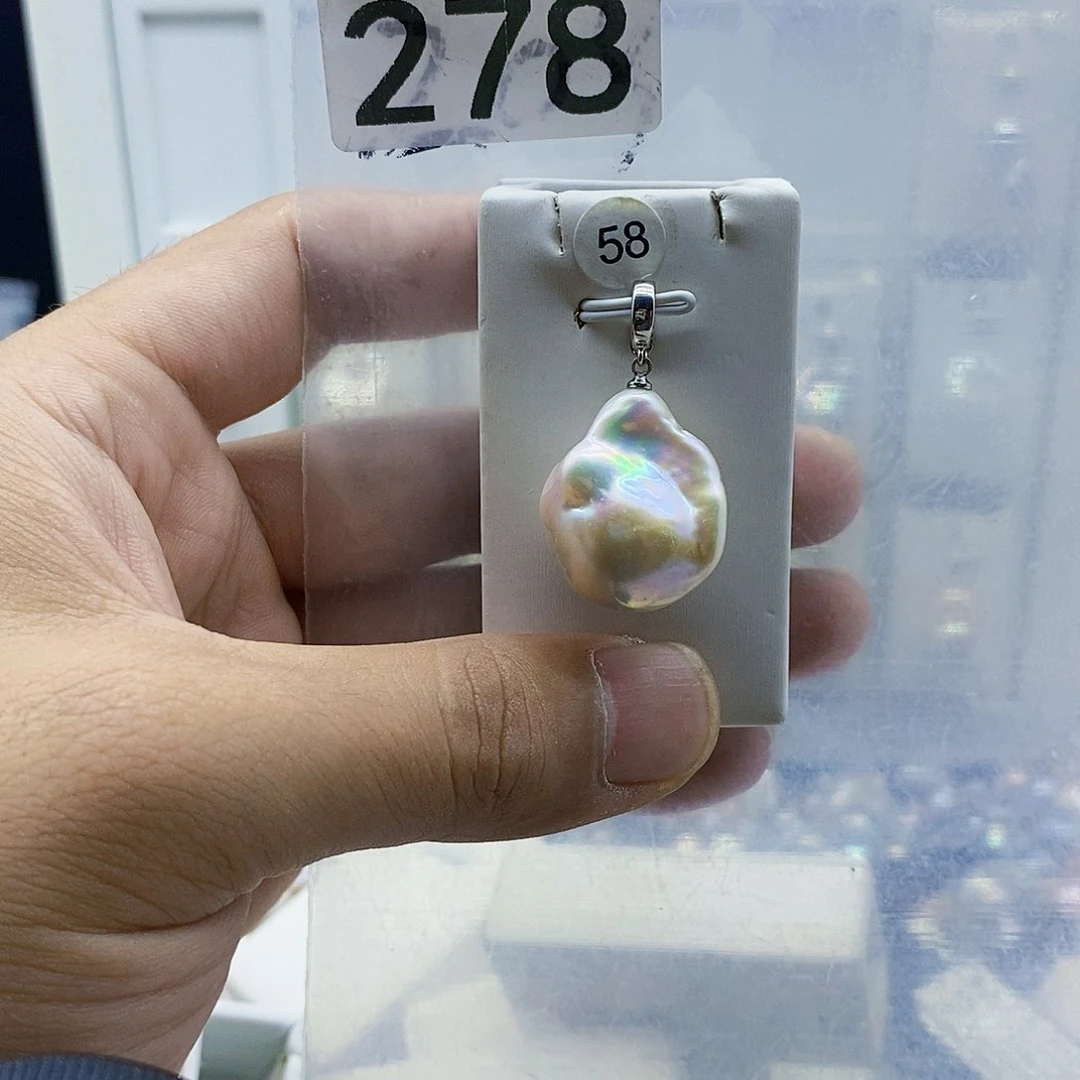 淡水珍珠合金颈饰