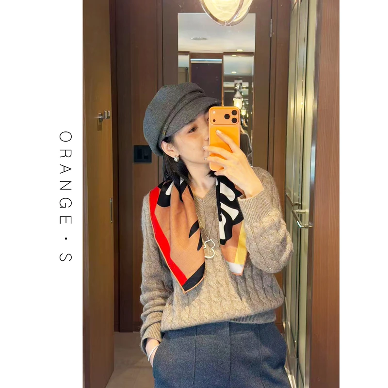 羊毛中方巾!【松岛花房】印花撞色艺术感100% 羊毛围巾丝巾女