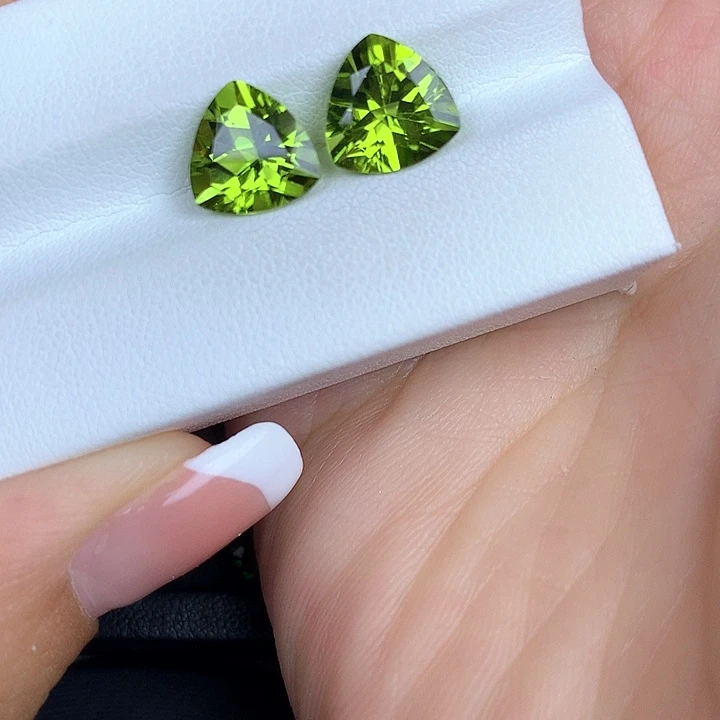 裸石未镶嵌橄榄石角9橄榄石一对