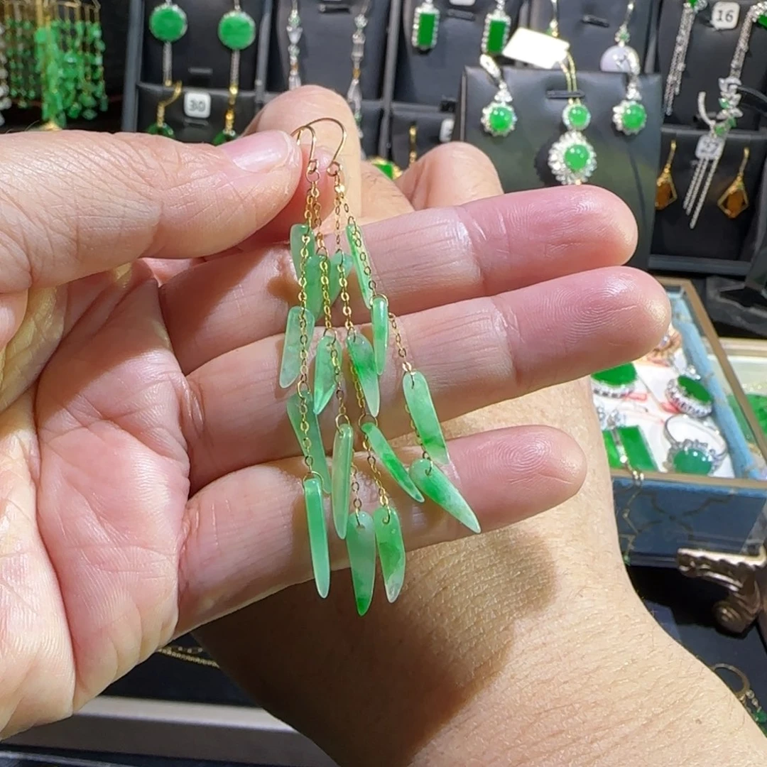 翡翠18K金镶嵌颈饰耳钩