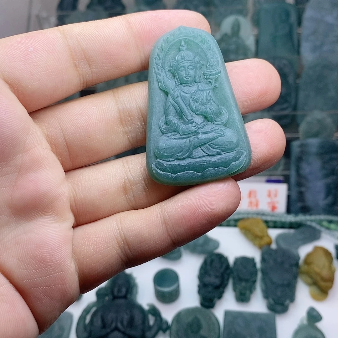 定制翡翠未镶嵌虚空