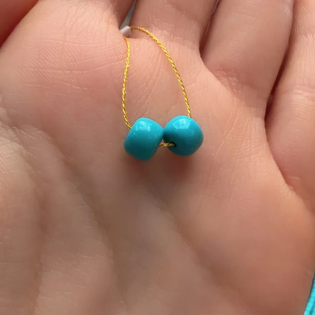 绿松石未镶嵌颈饰