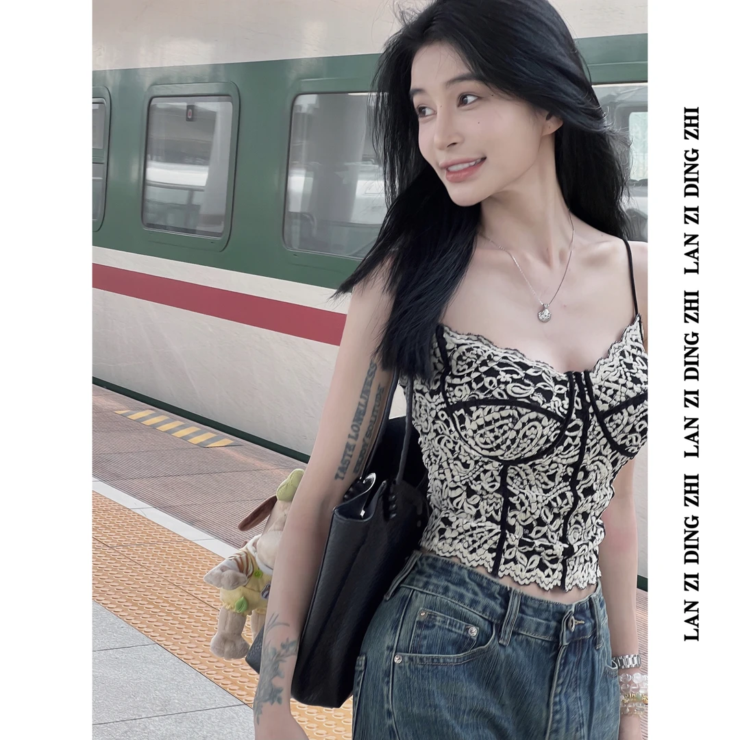 「随性时调」法式复古蕾丝美背吊带背心修身设计纯欲风内搭上衣