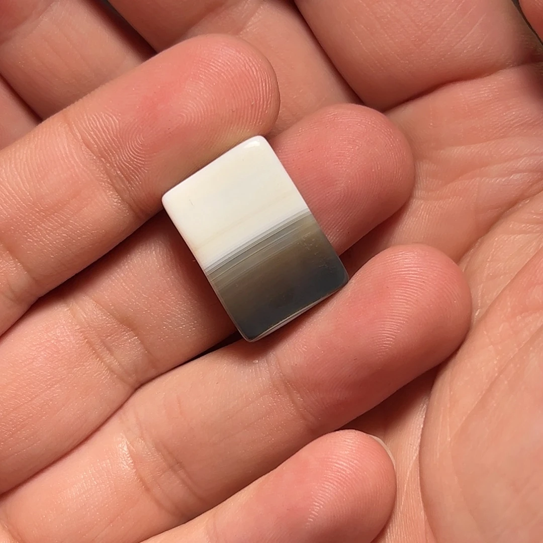 玛瑙/玉髓未镶嵌珠宝奇石