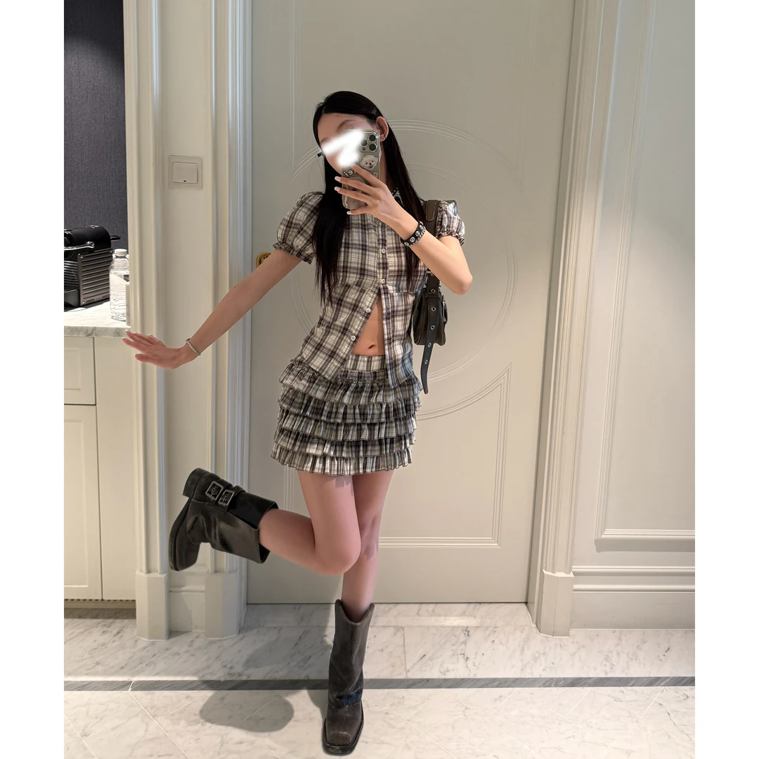 新款复古泡泡袖蛋糕格子套装女春季翻领衬衫短裙开春穿搭两件套套