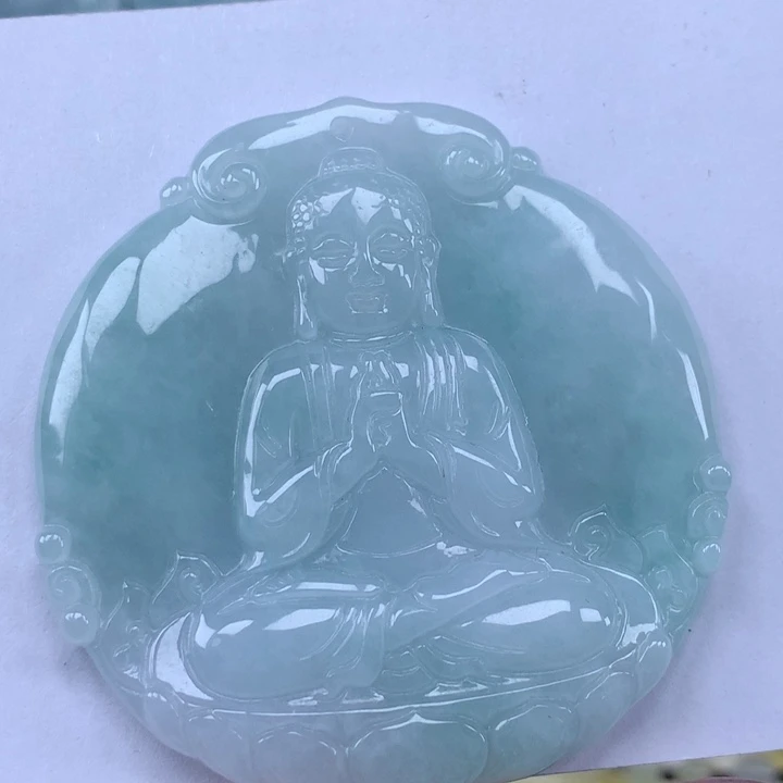 颈饰未镶嵌翡翠大日如来