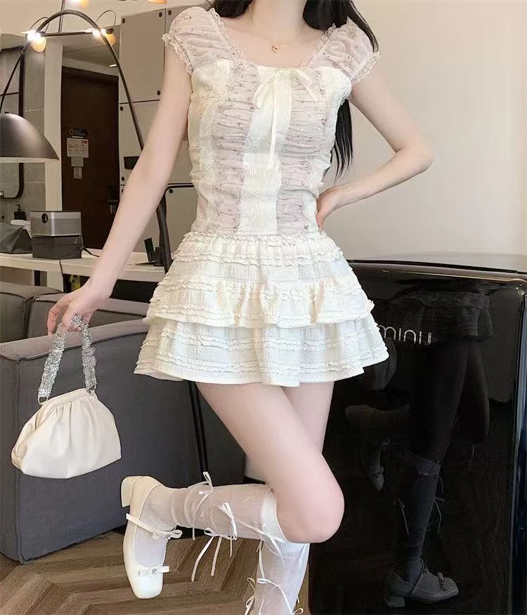 桐小桐短款杂款女装显瘦长袖针织辣妹打底性感修身纯欲风