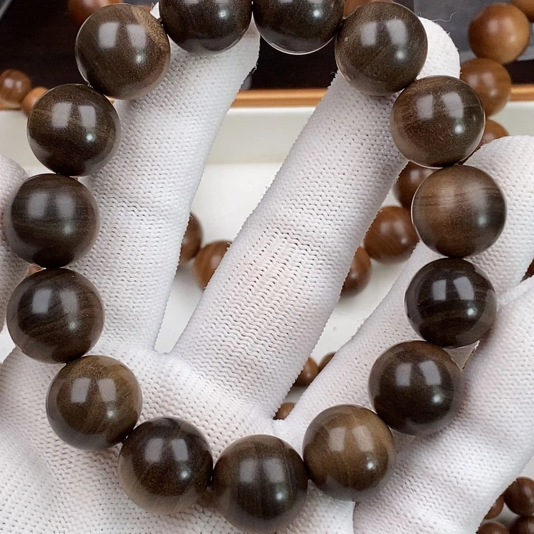 檀香木其他（***）老阴沉料-15MM横纹