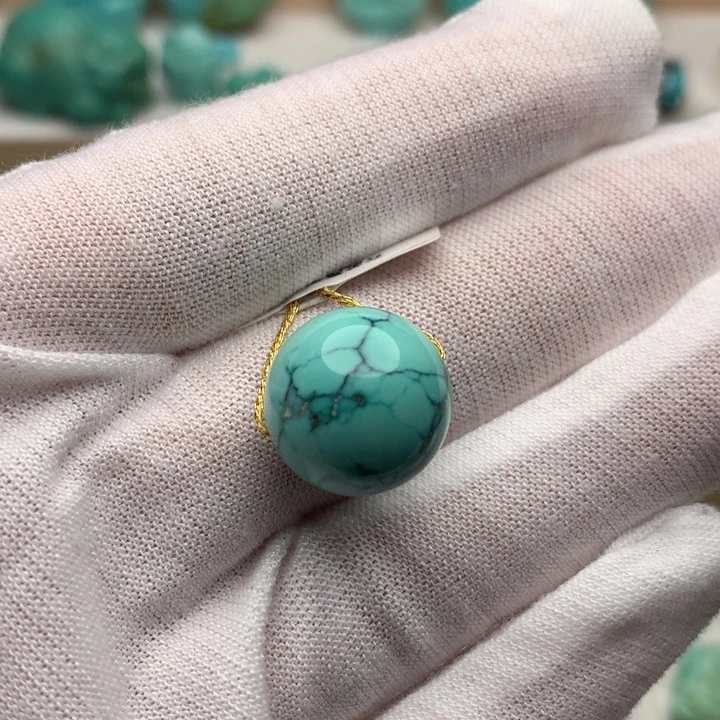 绿松石未镶嵌珠宝奇石14.7mm