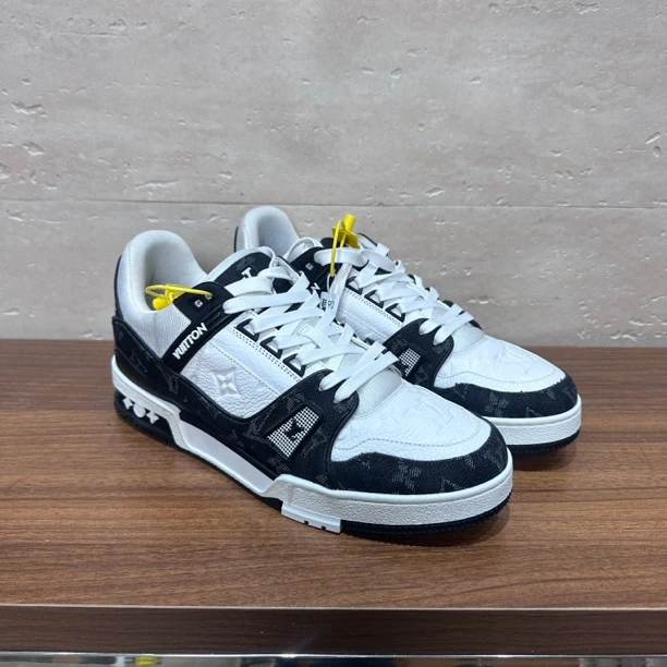 99新 LouisVuitton/路易威登 Louis Vuitton鞋子 41.5yz