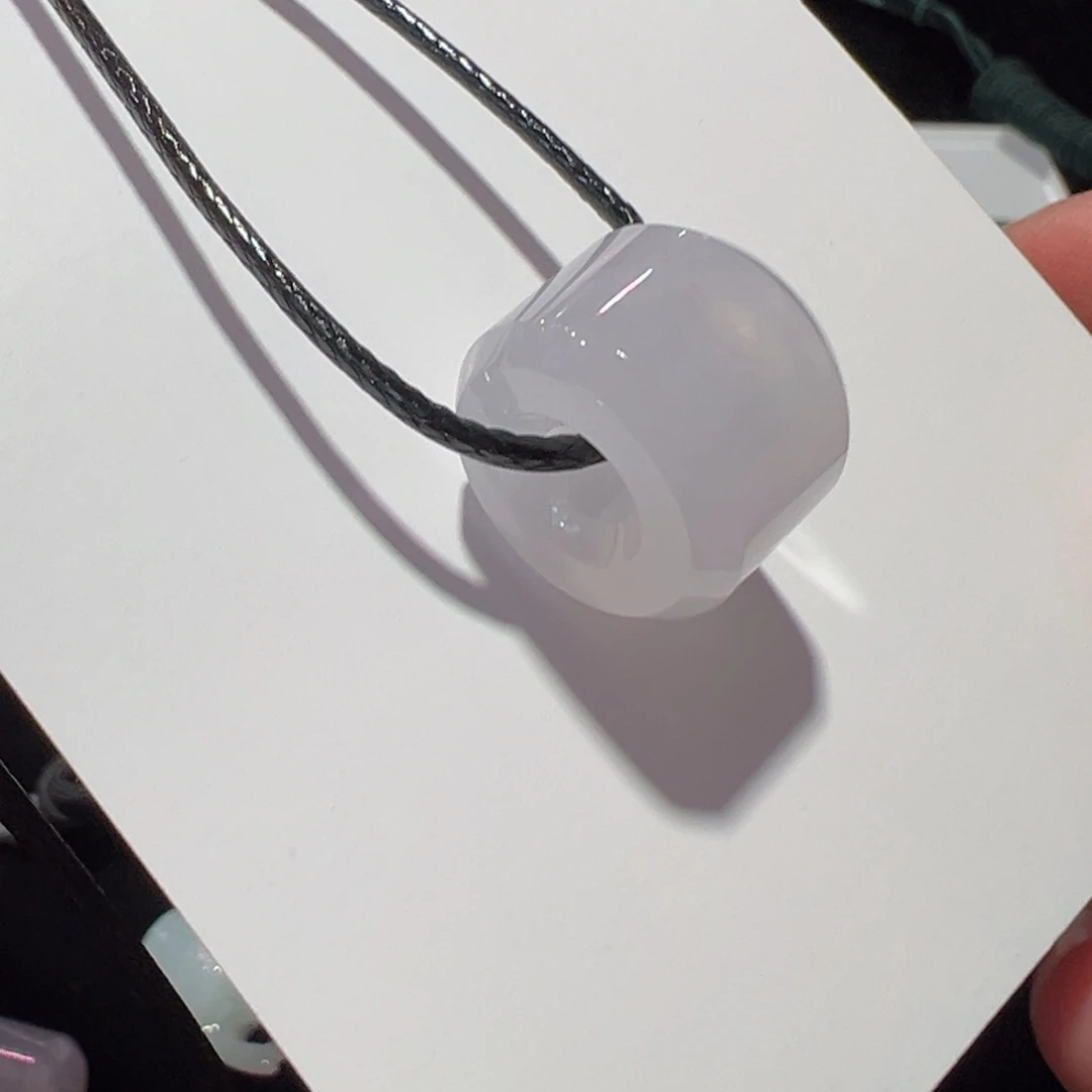 翡翠未镶嵌颈饰吊坠