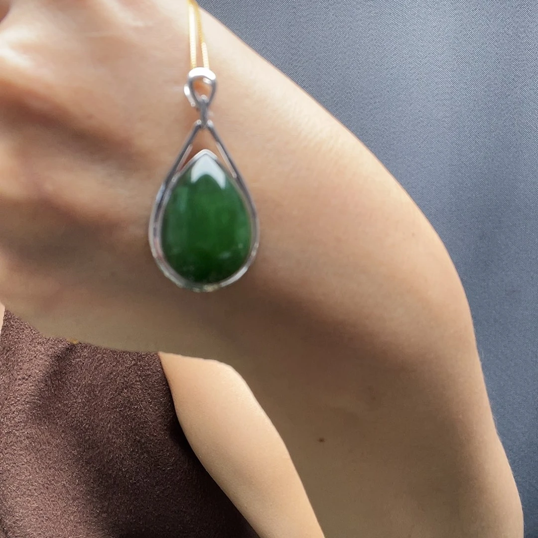 和田玉银S925镶嵌颈饰