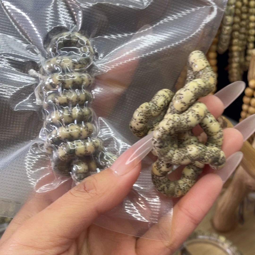 星月菩提吊坠石玉大肠