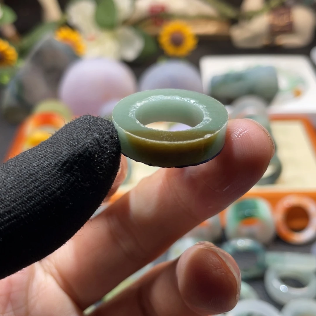 定制翡翠未镶嵌天然翡翠