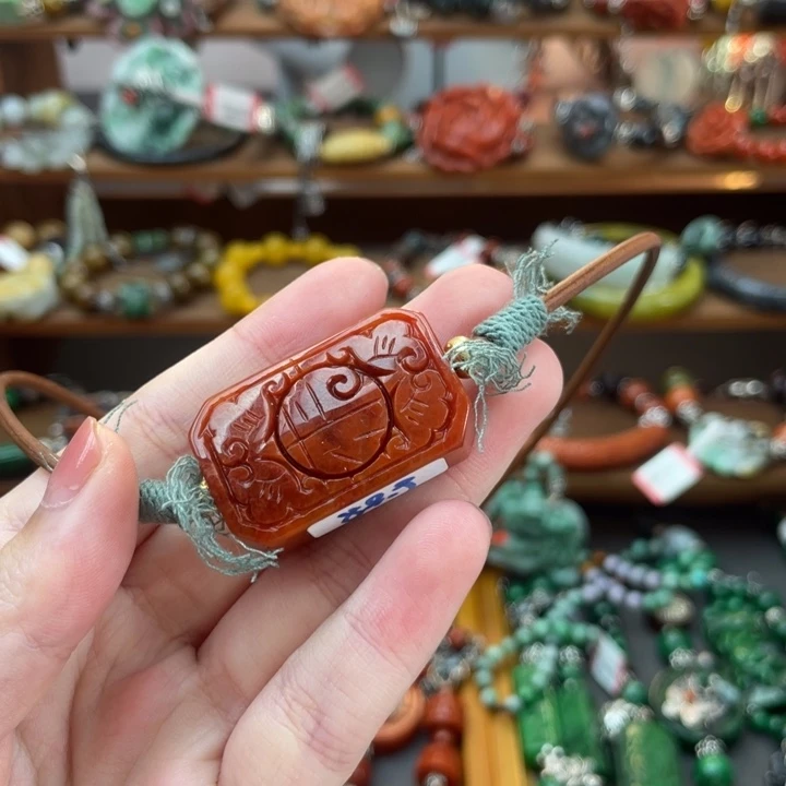 翡翠未镶嵌颈饰饰品