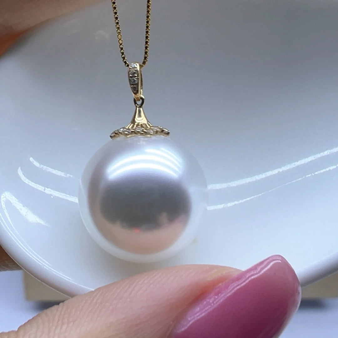 淡水珍珠18K金镶嵌吊坠(赠链)