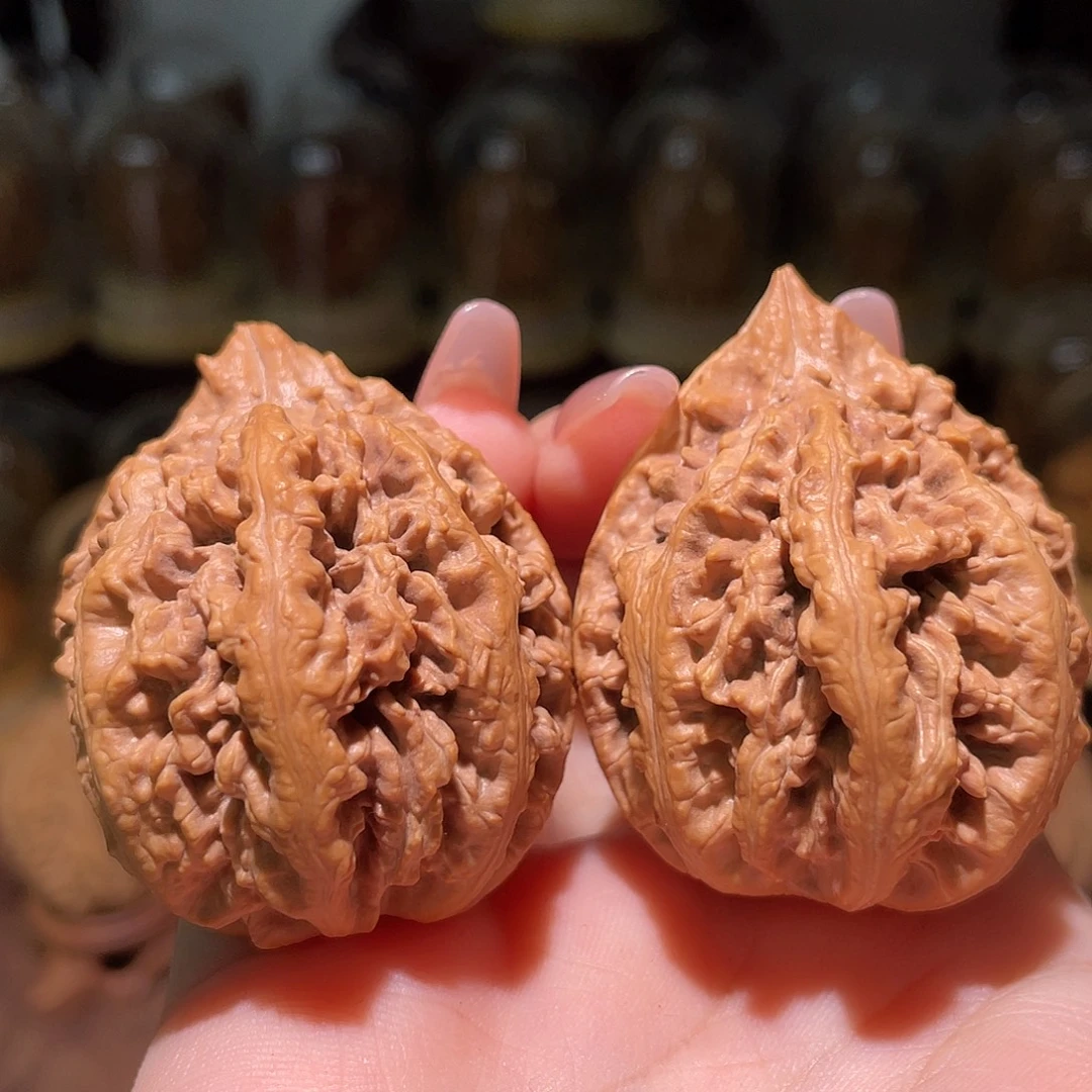 把件文玩核桃蚂蚁虎头