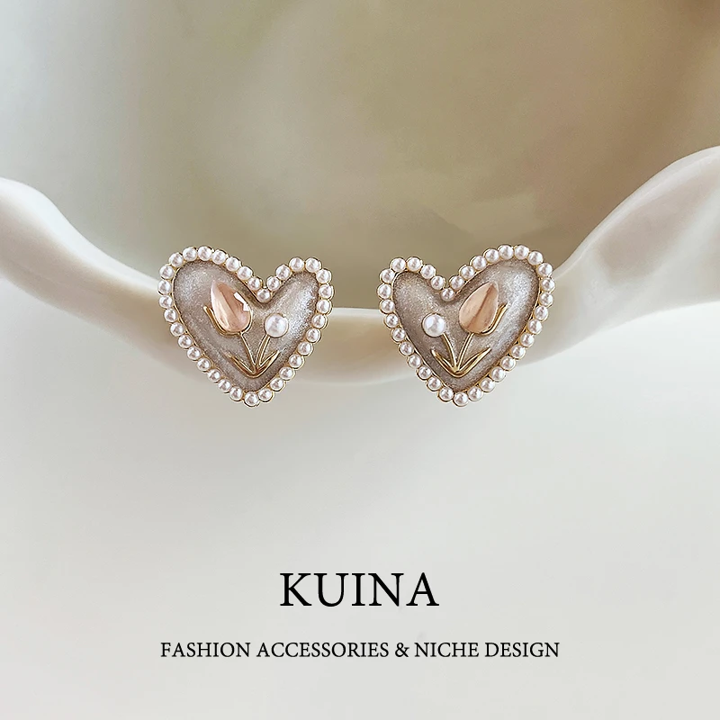 铜合金耳饰 白色珍珠爱心气质银针耳钉女士轻奢高级耳环耳饰66035