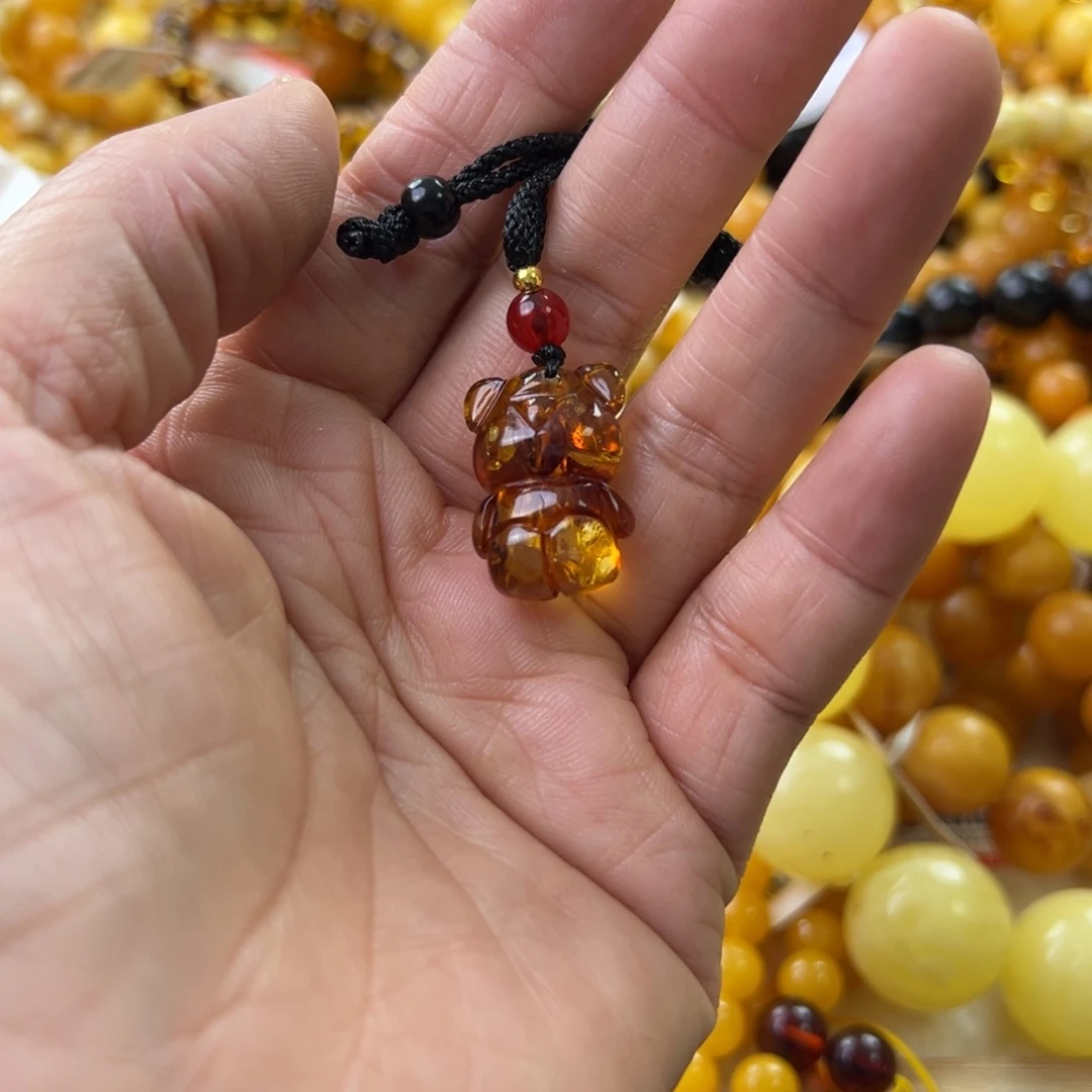 琥珀珠宝奇石未镶嵌