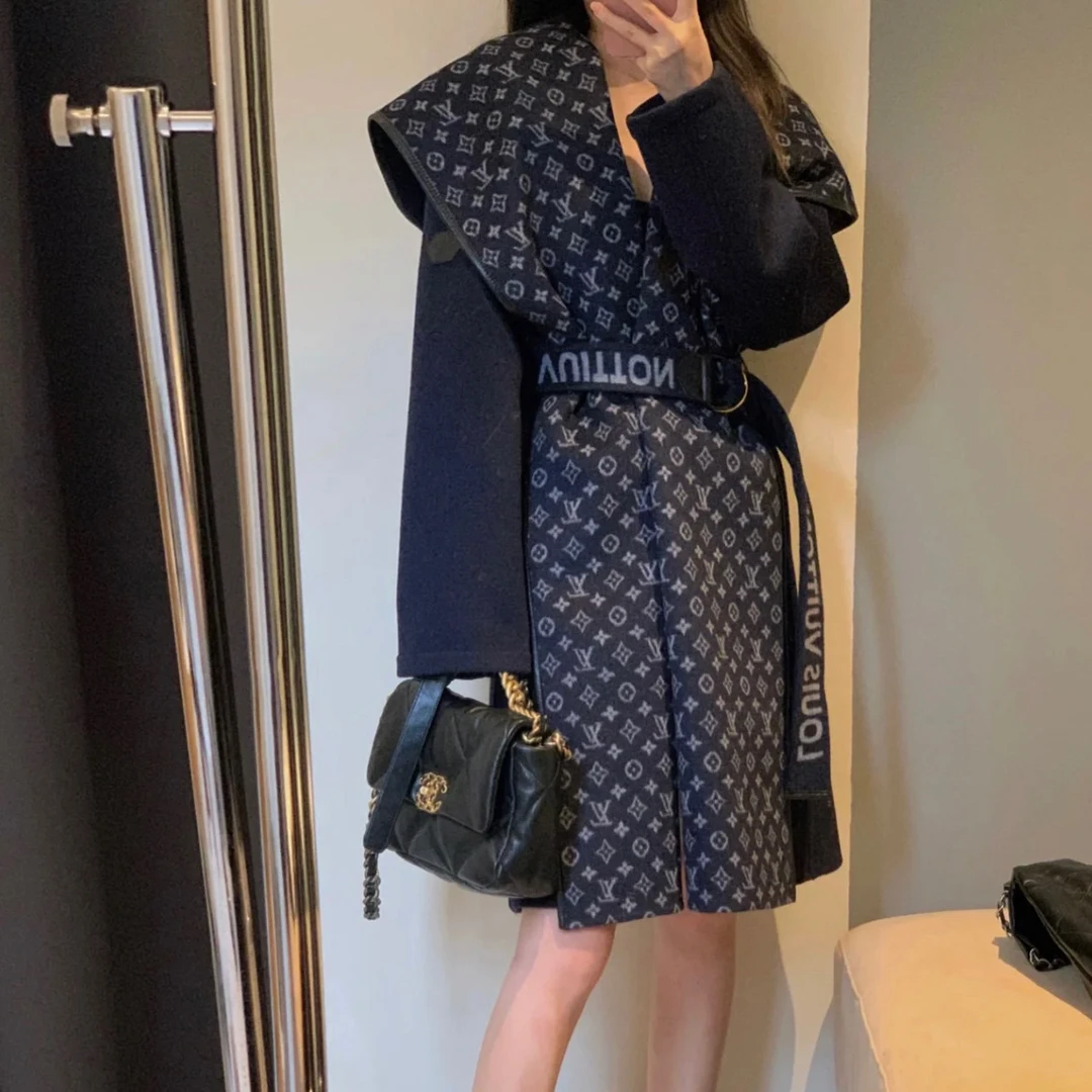 99新 LV 大衣/38码/Xspy001