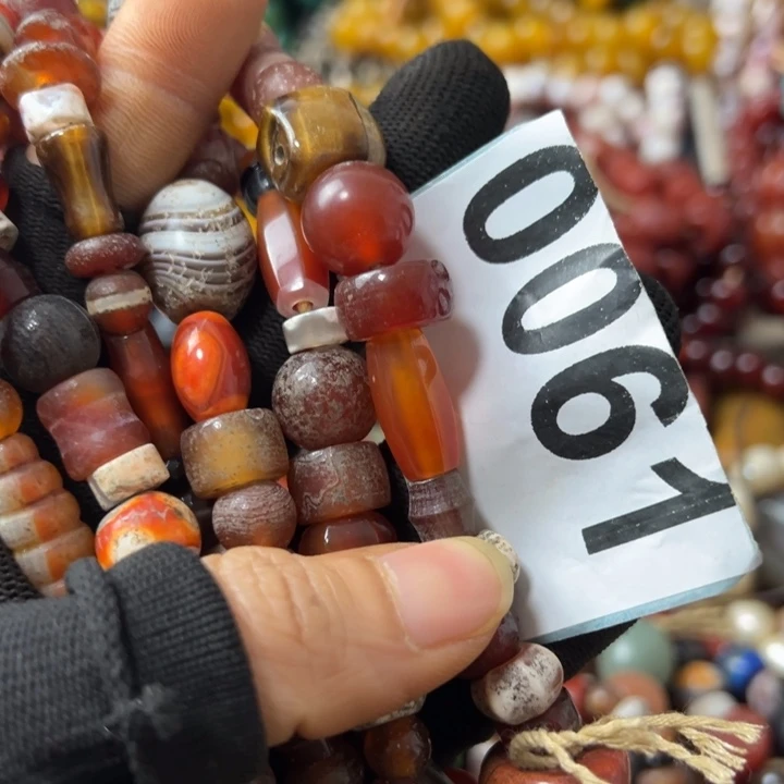 玛瑙/玉髓未镶嵌颈饰晓