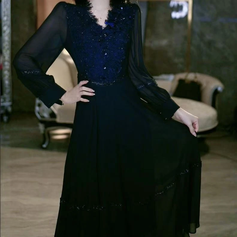 3-3【巴黎美人】重工气质连衣裙