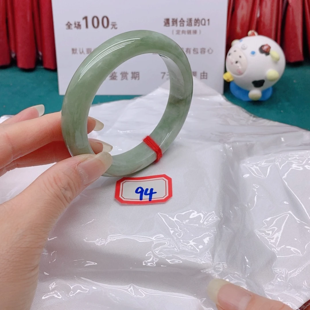 翡翠手镯未镶嵌(****944444444
