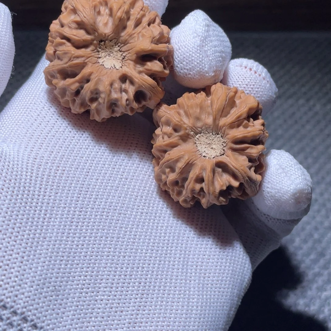 吊坠桃核39 龙门 1