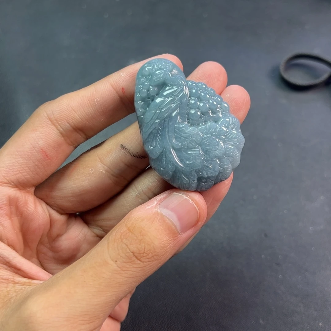 颈饰未镶嵌翡翠多样性