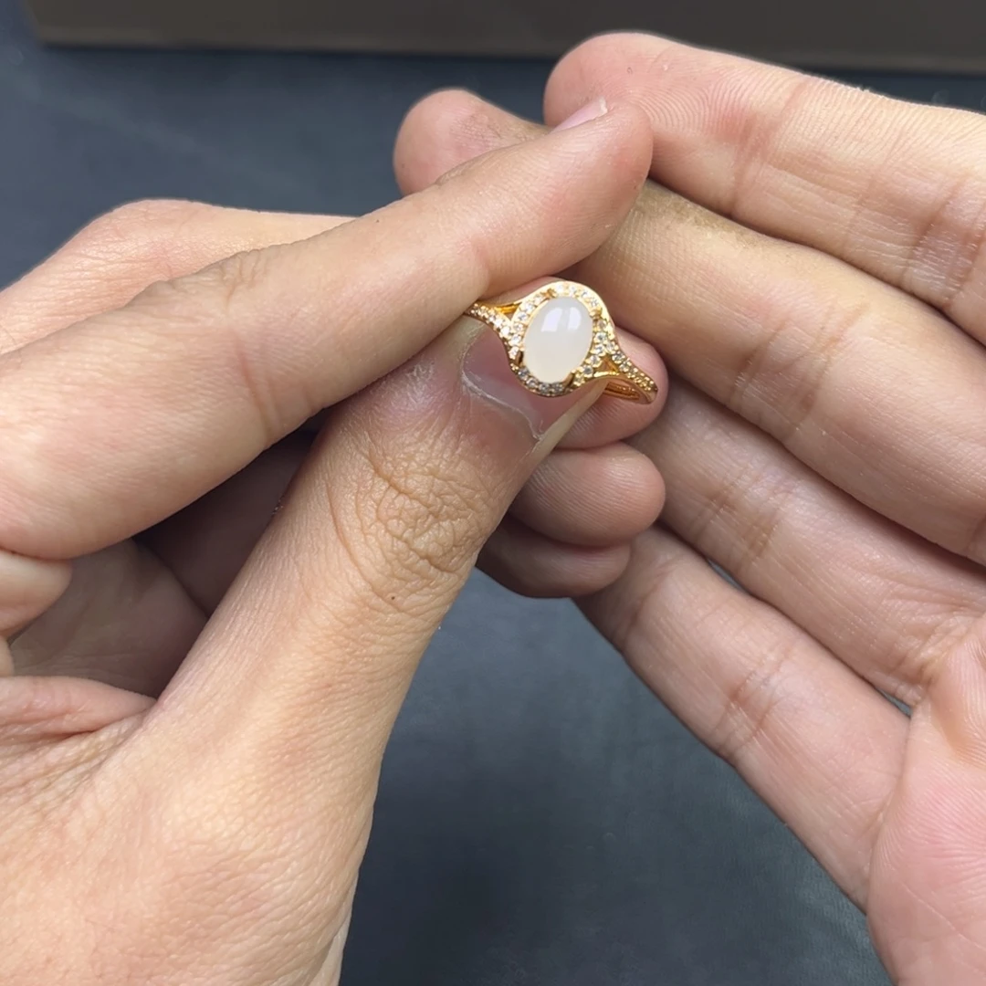 和田玉颈饰银S925镶嵌多样性野牛沟羊脂玉戒指